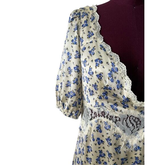 Urban Outfitters UO Lauren Lace-Trim Floral Midi Dress size L Cream Blue Ditsy B - Picture 12 of 14